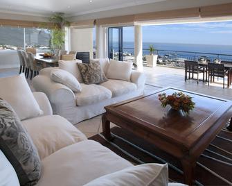 3 On Camps Bay - Cape Town - Living room