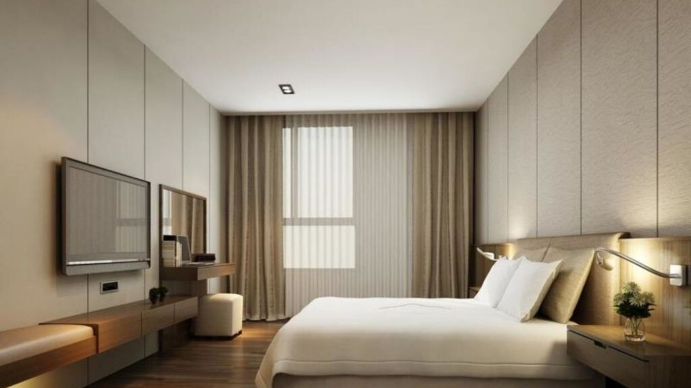 Central Palace Hotel