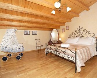 'Suliscenti' Dimora Siciliana B&B - Avola - Bedroom