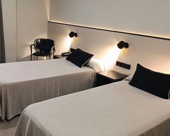 Hotel Esplugues - Esplugues de Llobregat