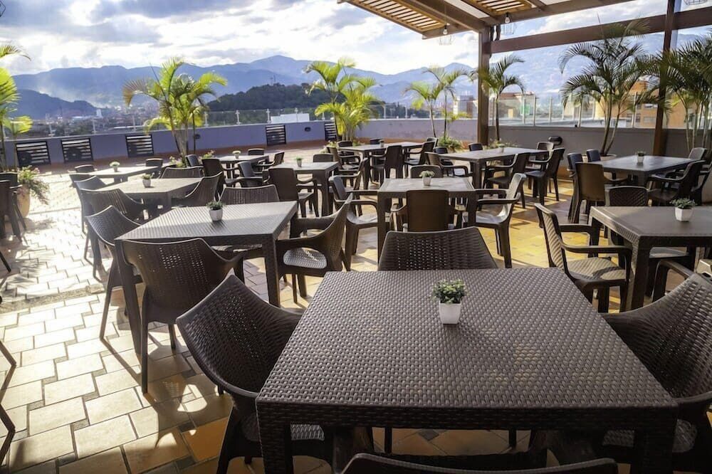مي هوتل ساندييغو - ميديلين - مطعم