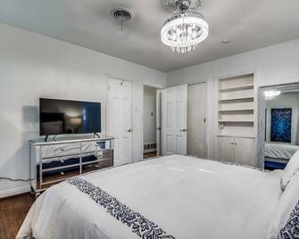 Pet friendly, centrally located urban retreat - Dallas - Habitación