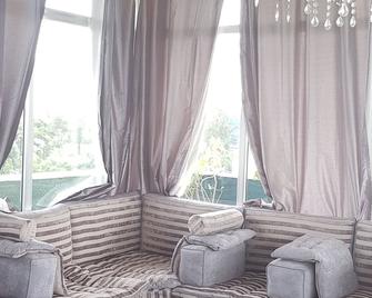 آغ بالاس هوتيل - أديس أبابا - غرفة معيشة