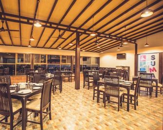 Suma Adventure And Resort - Nashik - Restaurant