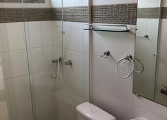 Bombinhas Quinta do Mar Complexo B - Bombinhas - Bathroom