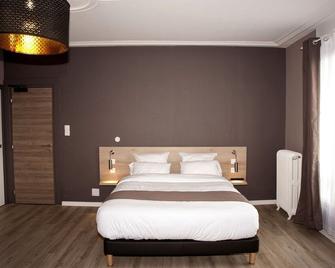 Logis Auberge Des Voyageurs - Vandières - Schlafzimmer