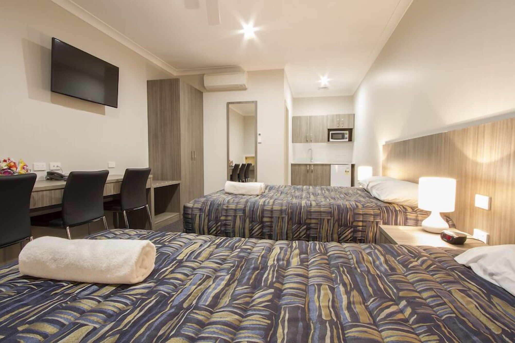 هارفيست لودج موتل