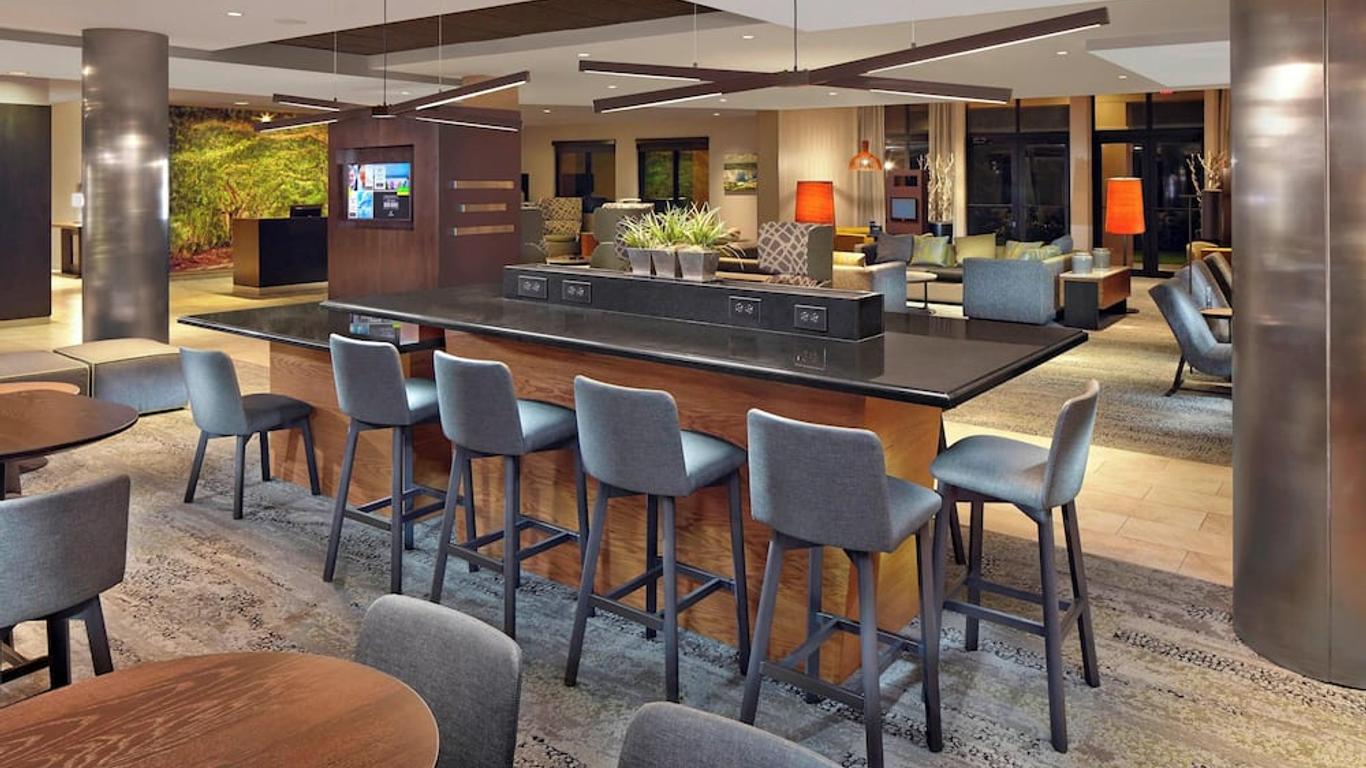 Courtyard by Marriott Stuart