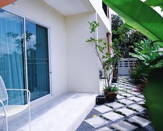 iRabbit Hotel - Prachin Buri