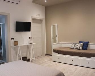 adrian's b&b - Turi