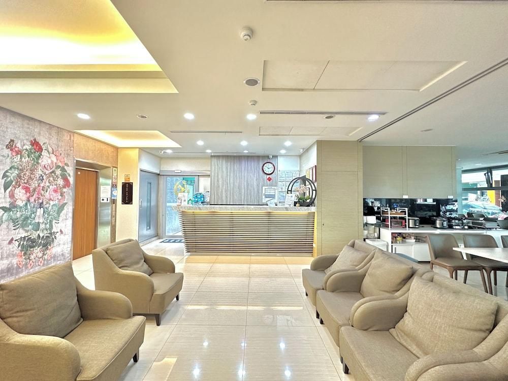 بيوتي تريب هوتل