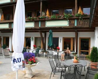 Hotel Garni Hainbacherhof - Sölden - Hàng hiên