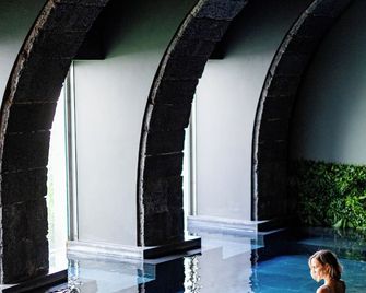 Ponta Delgada/Nine Dots Azorean Art Boutique Hotel - Ponta Delgada
