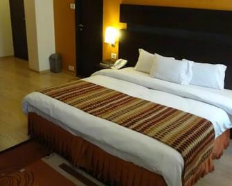 Chateau Windsor Hotel - Marine Drive - Mumbai - Slaapkamer