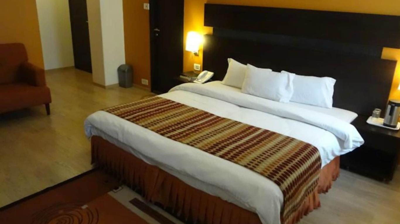Chateau Windsor Hotel - Marine Drive