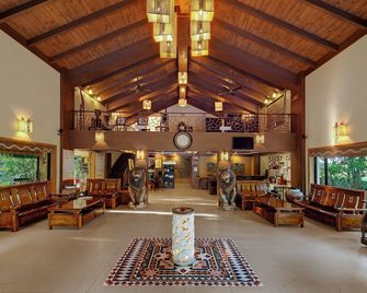 The Fern Gir Forest Resort, Sasan Gir - A Fern Crown Collection Resort - Sasan Gir - Lobby