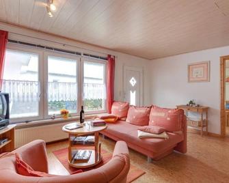 Holiday house Boltenhagen for 1 - 4 persons with 2 bedrooms - Holiday home - Boltenhagen - Wohnzimmer