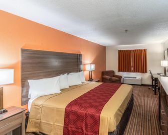 Econo Lodge Inn & Suites Mckinney - Plano North - McKinney - Soveværelse