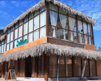 Socialtel Montañita - Manglaralto - Edificio