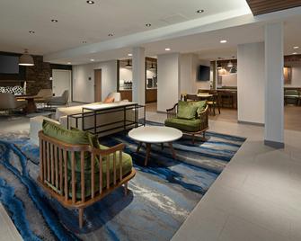 Fairfield by Marriott Inn & Suites Seattle Sea-Tac Airport - Seattle - Lobby