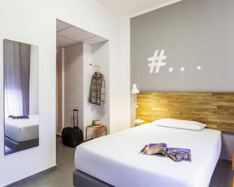 Ibis Styles Brindisi - Brindisi - Yatak Odası