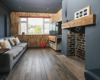 Franky's Place, Residence in Roundhay, Leeds - Free Parking, Breakfast & WiFi - Leeds - Sala de estar