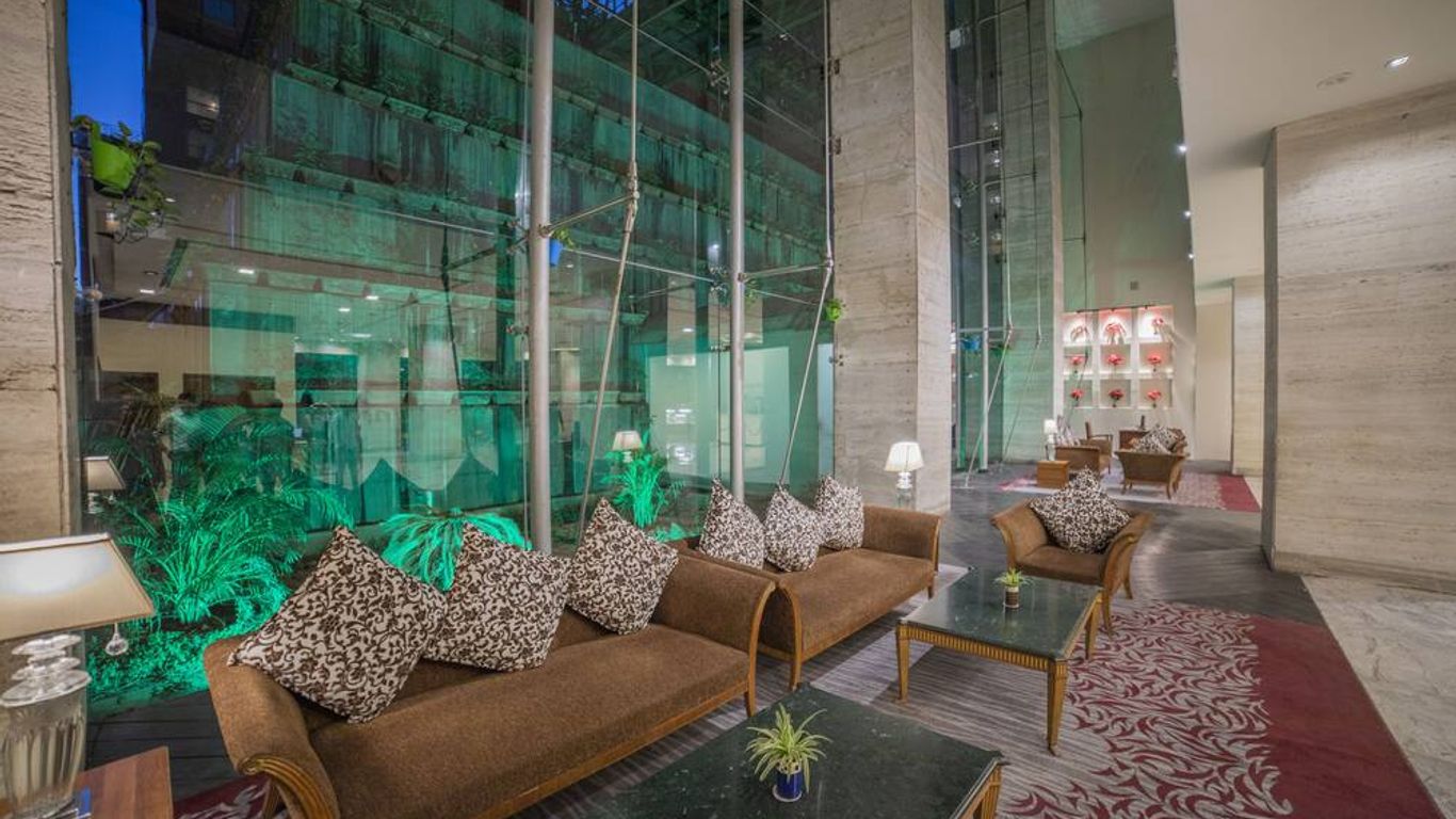 ذا أوركيد هوتل بون هينجيفادي