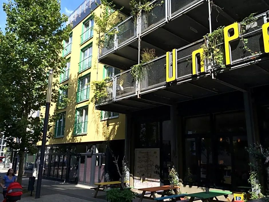 Unperfekthotel Coworkinghotel - אסן - בניין