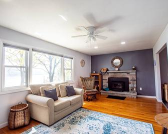 Keuka Lake Retreat with Lake Front and Land! Close to Penn Yan and Hammondsport! - Branchport
