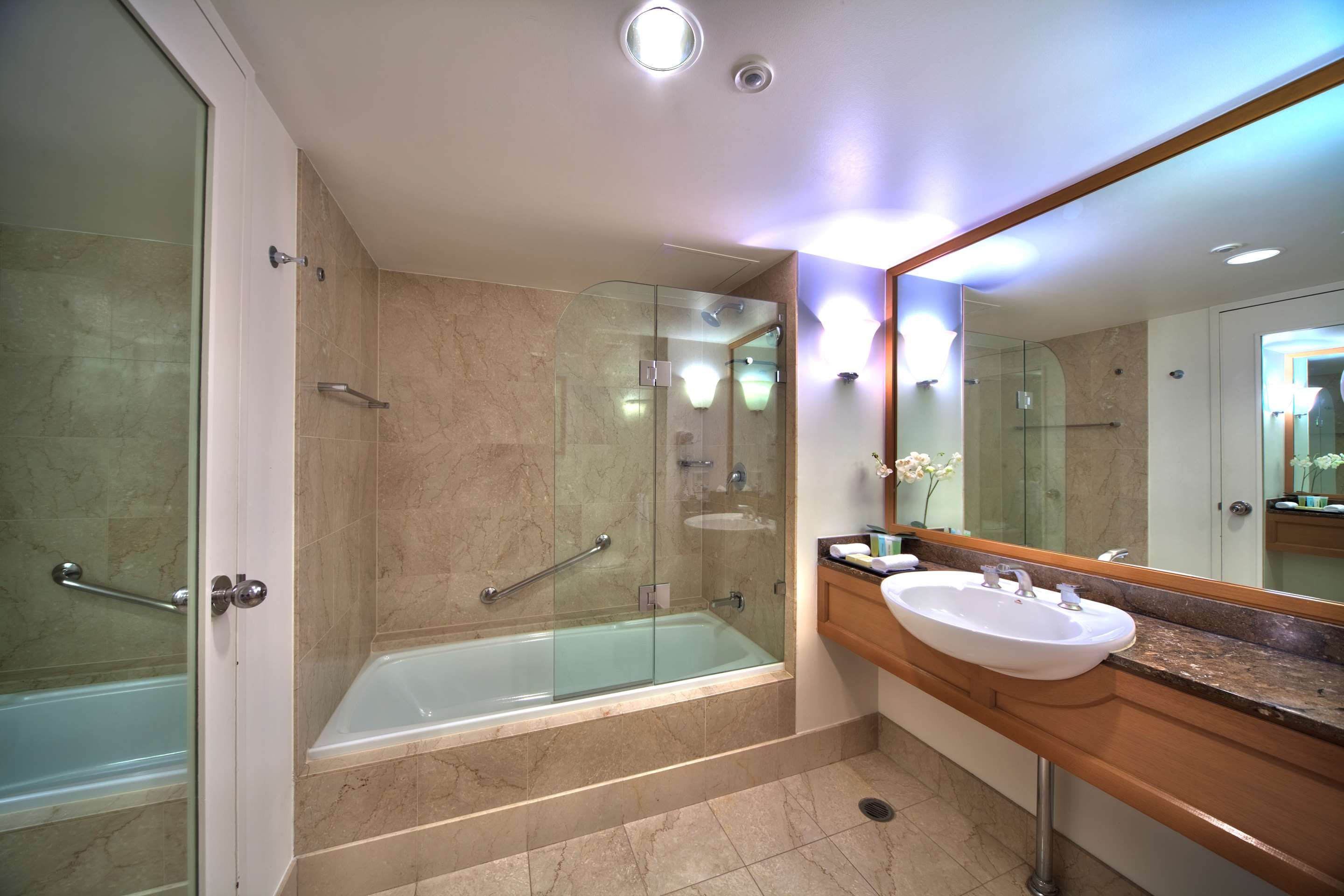 Stamford Plaza Sydney Airport - Sydney - Bathroom