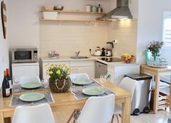 Spacious Family Holiday Home (7p), Free indoor parking - Zandvoort - Salle à manger