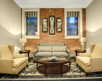 Fairfield Inn and Suites by Marriott Keene Downtown - Keene - Lounge