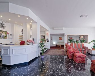 Hotel Ariston Montecarlo - San Remo