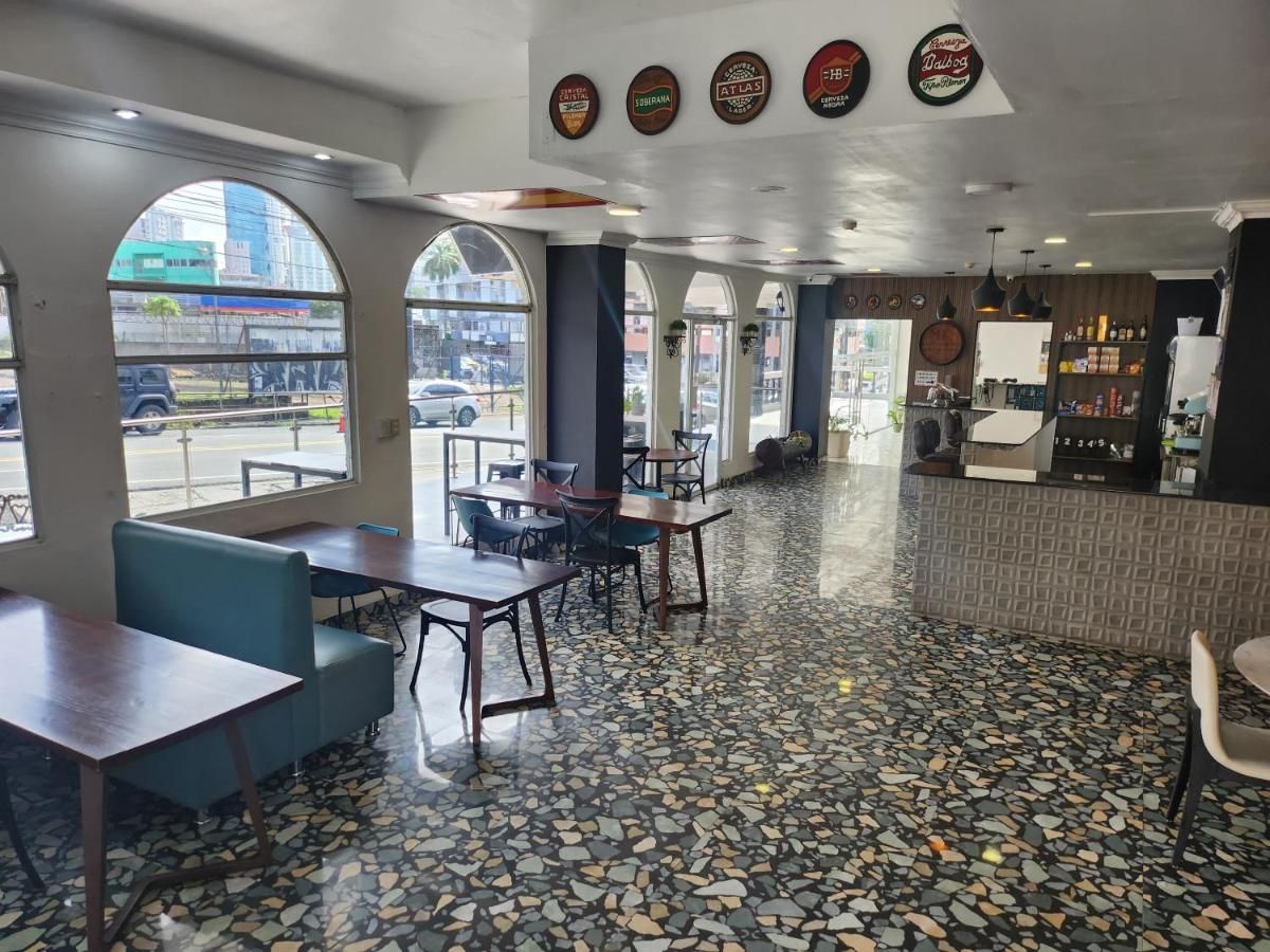 Hotel Via España