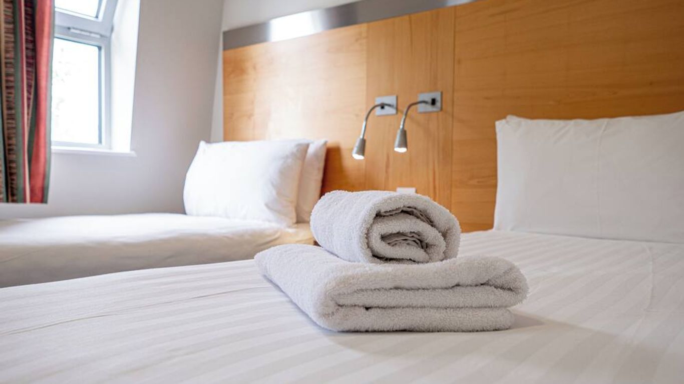 مايدن أوفال