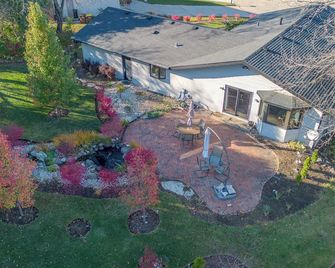 Las Lomas Luxury Home - Rockford