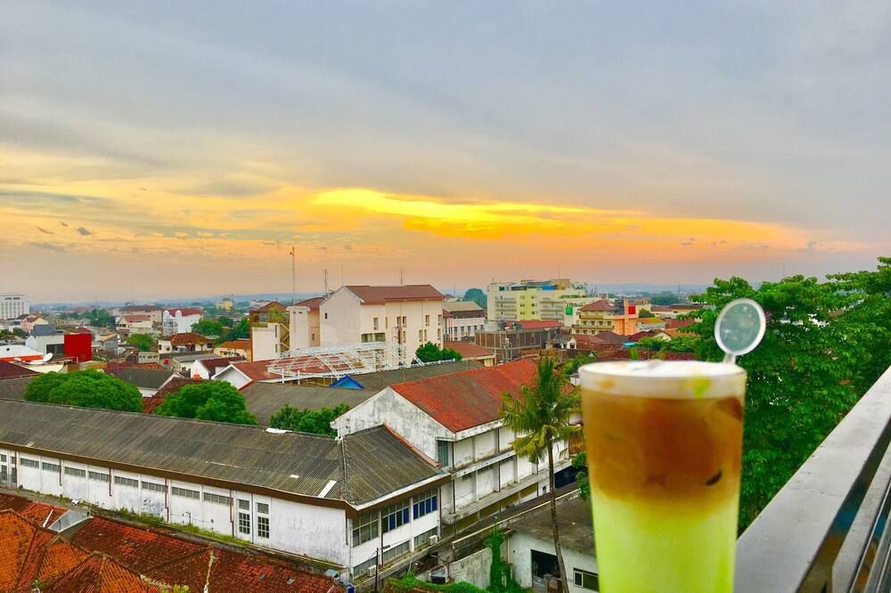 ريجانتريس ماليوبورو