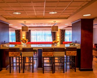 Hampton Inn Groton - Groton - Bar