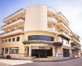 烏爾諾沃公園酒店 - 托撒德瑪 - 濱海托薩 - 建築