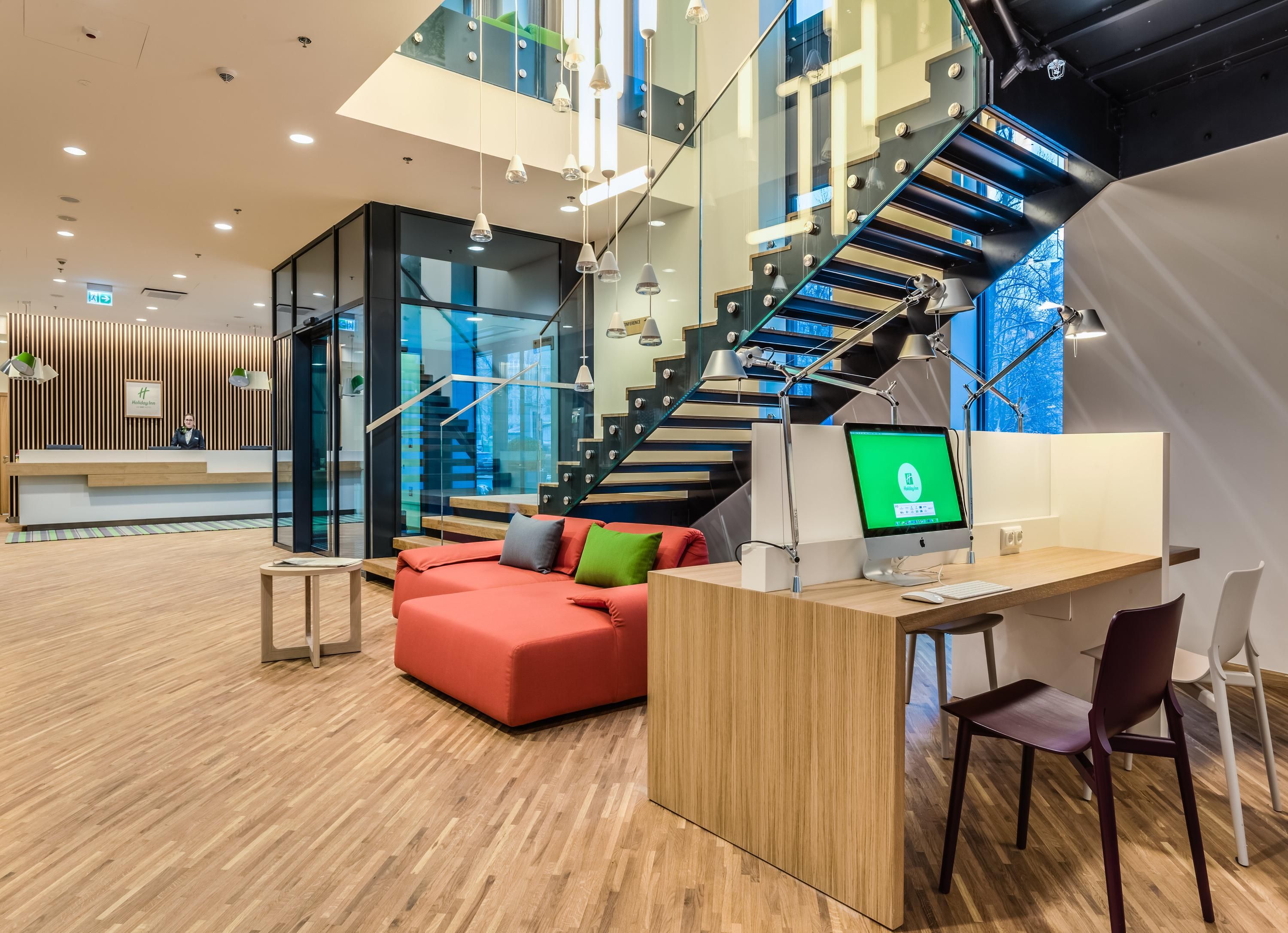 Holiday Inn Warsaw City Centre - Warsaw - Lobby