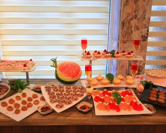 فندق Myra - مارماريس - بوفيه