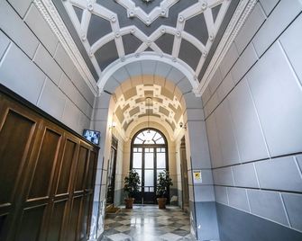 Family Affair Luxury Rooms&Suites - Palermo - Aula