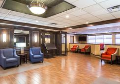 Comfort Inn Downtown 84 2 4 4 Cleveland Hotel Deals