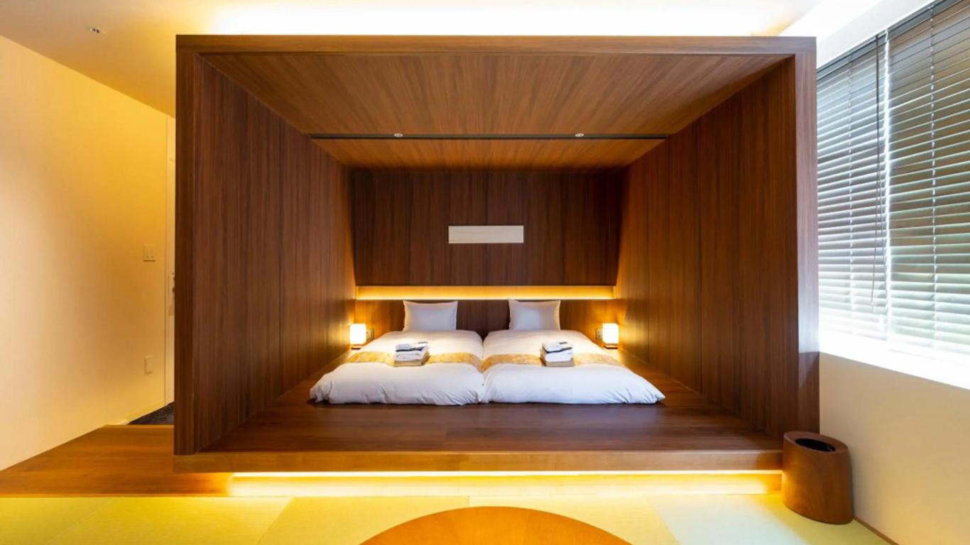 First Cabin Kanazawa Hyakumangoku Dori