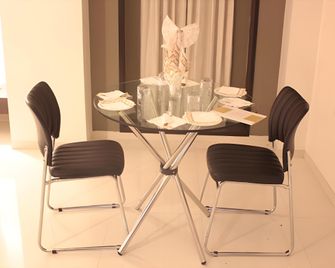 Hotel Magnum Inn - Jūnāgadh - Dining room