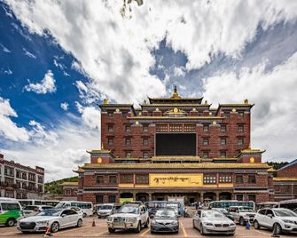 Rezen Select Hotel Shangri-La Dukezong Ancient Town - Diqing - Edifício