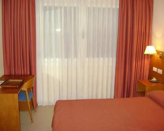 Hotel O'xardin - O Carballiño - Bedroom