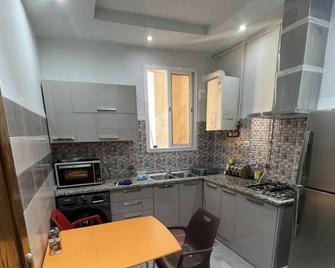 Comme chez vous - Private Room - Tunis - Cuisine