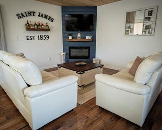 Saint James Blue Heron House - St James - Sala de estar