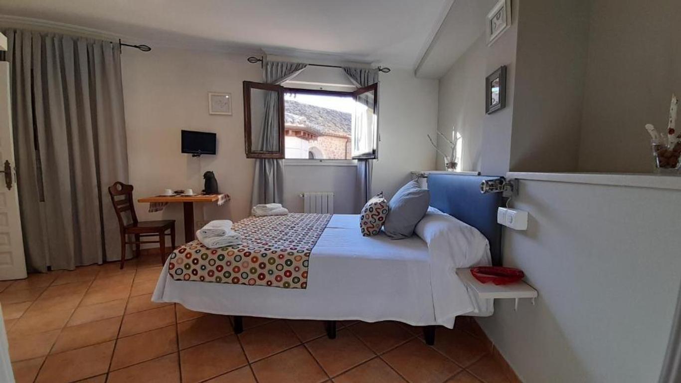 Hostal La Campana